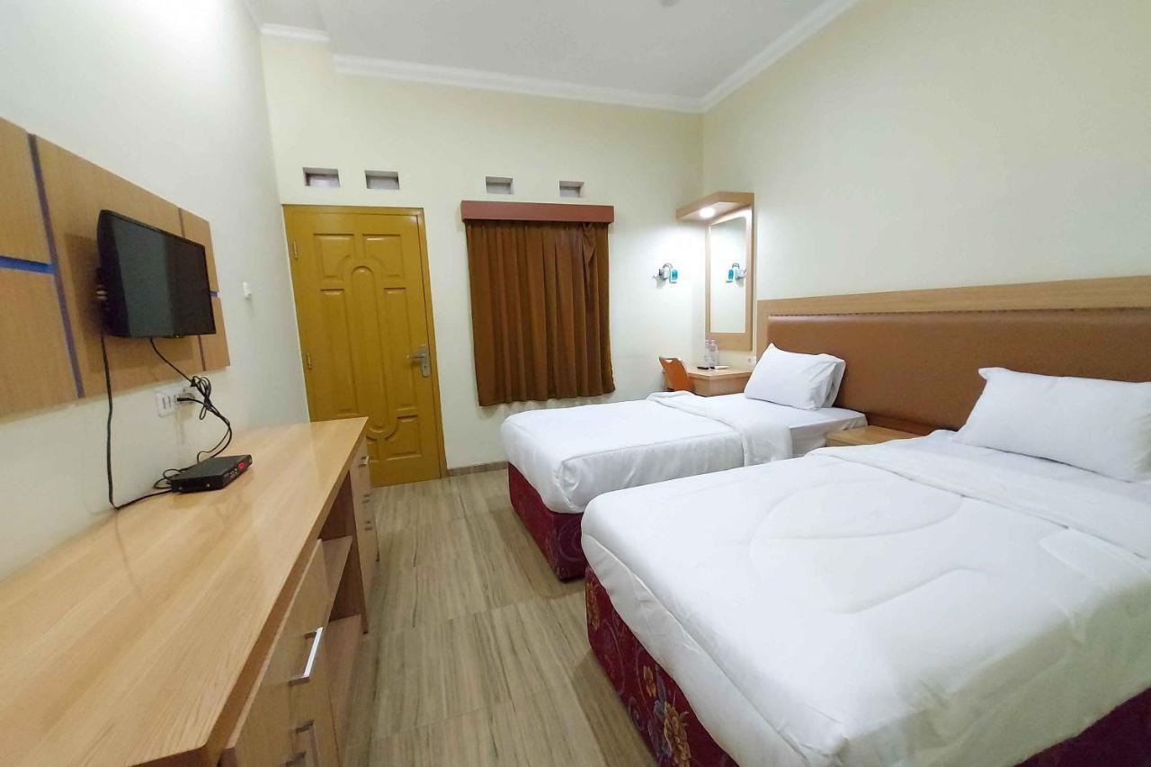 Homestay Fifa Syariah Pati Near Rsud Raa Soewondo Extérieur photo