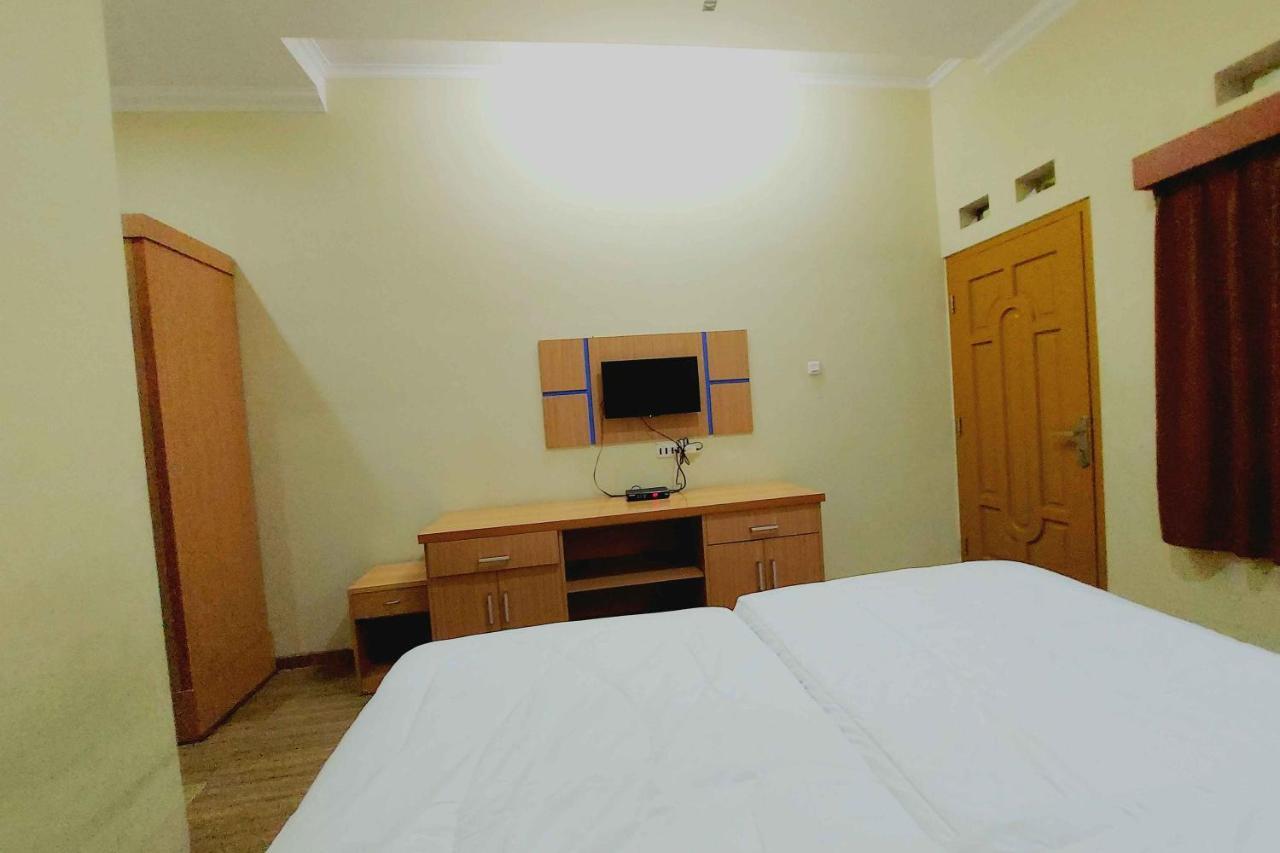 Homestay Fifa Syariah Pati Near Rsud Raa Soewondo Extérieur photo