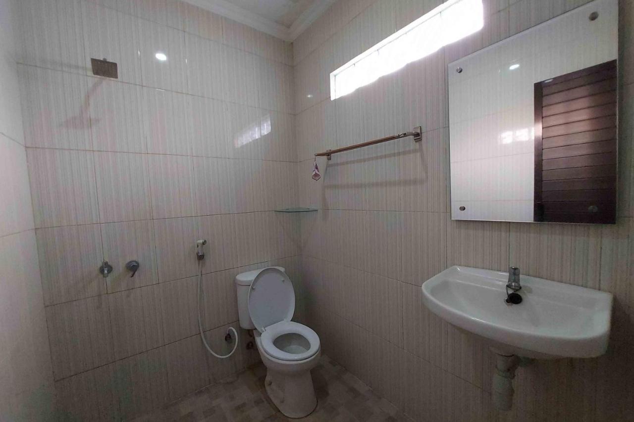 Homestay Fifa Syariah Pati Near Rsud Raa Soewondo Extérieur photo