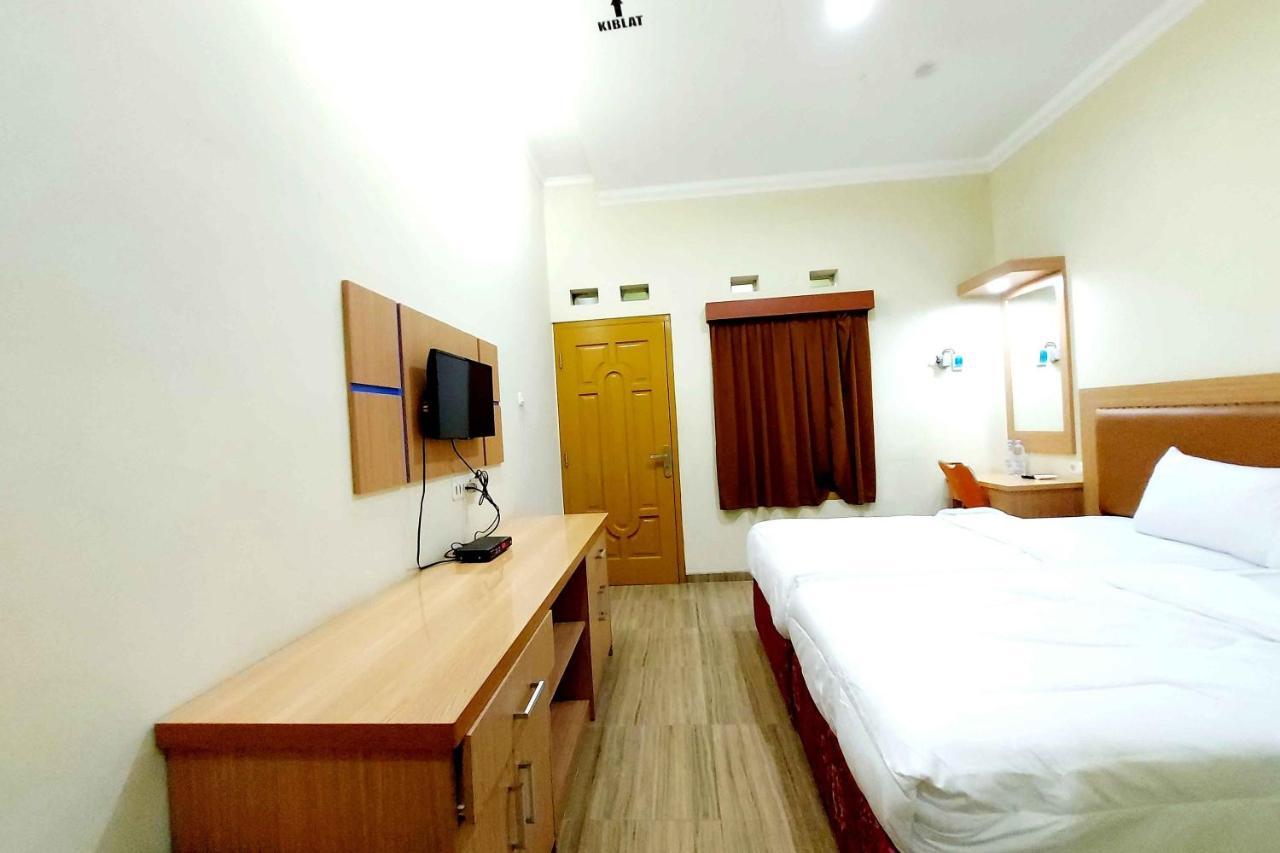 Homestay Fifa Syariah Pati Near Rsud Raa Soewondo Extérieur photo