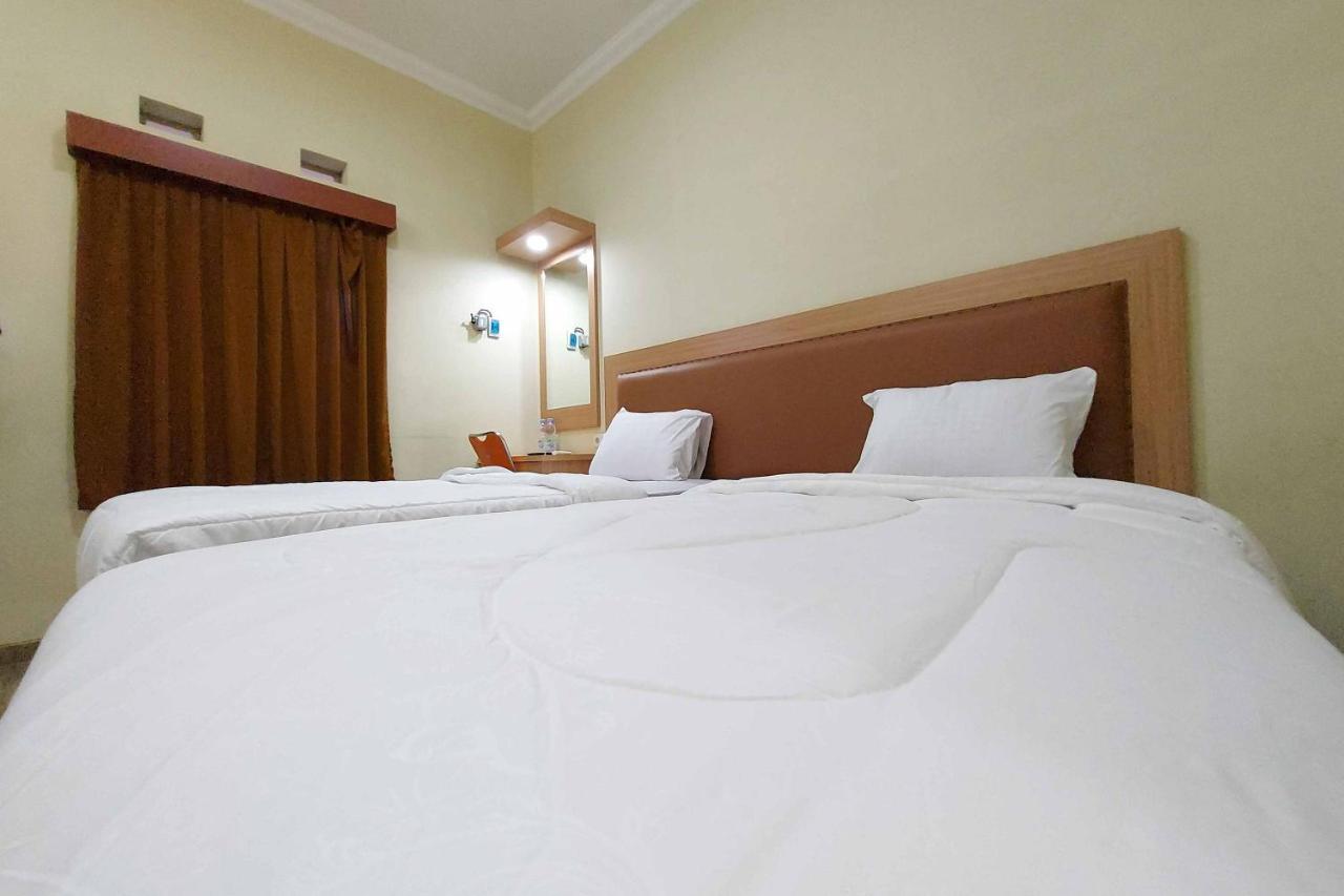 Homestay Fifa Syariah Pati Near Rsud Raa Soewondo Extérieur photo